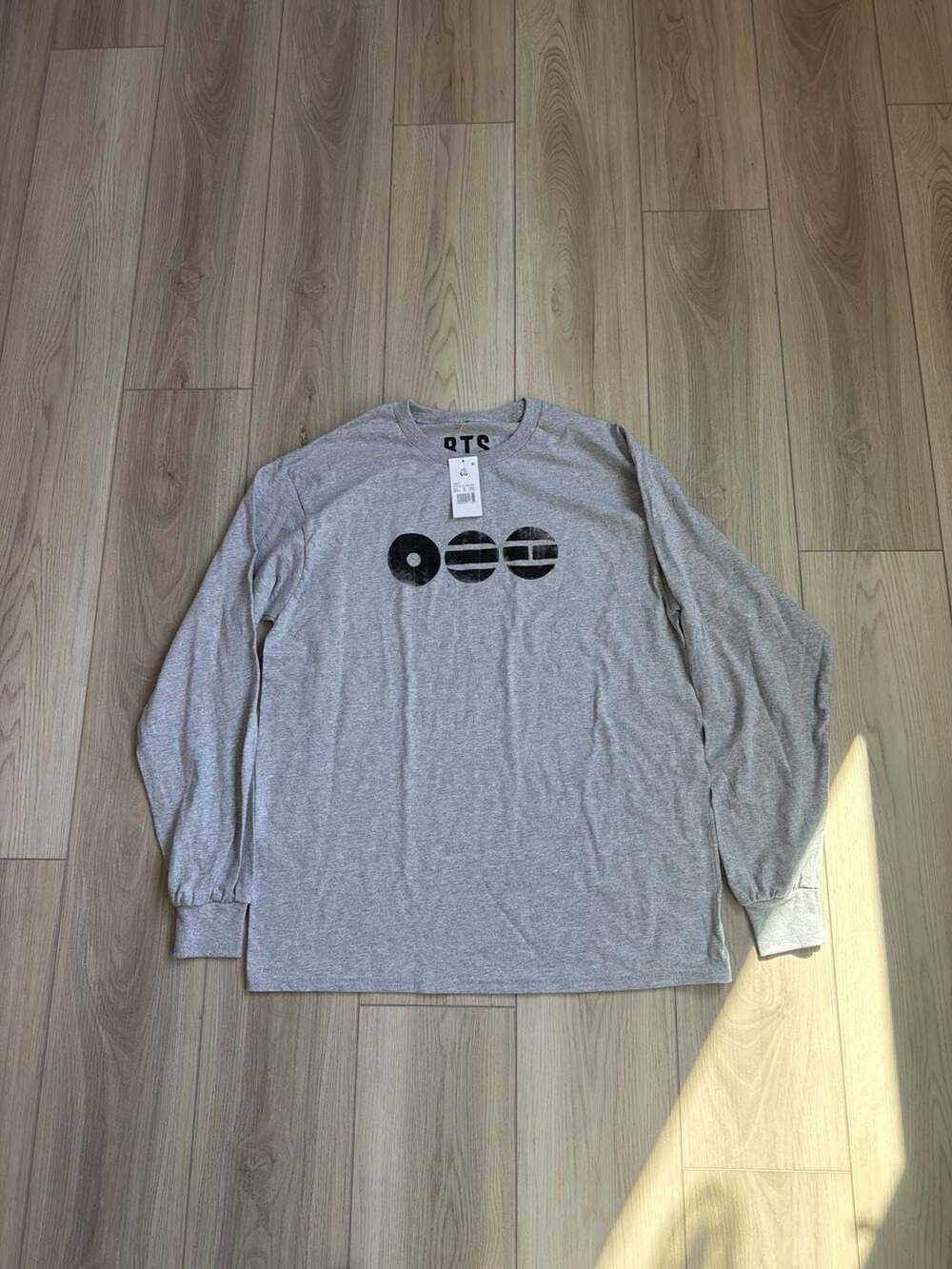 Target Exclusive BTS Proof Album Logo Grey Long Sleeve T-Shirt Size Large